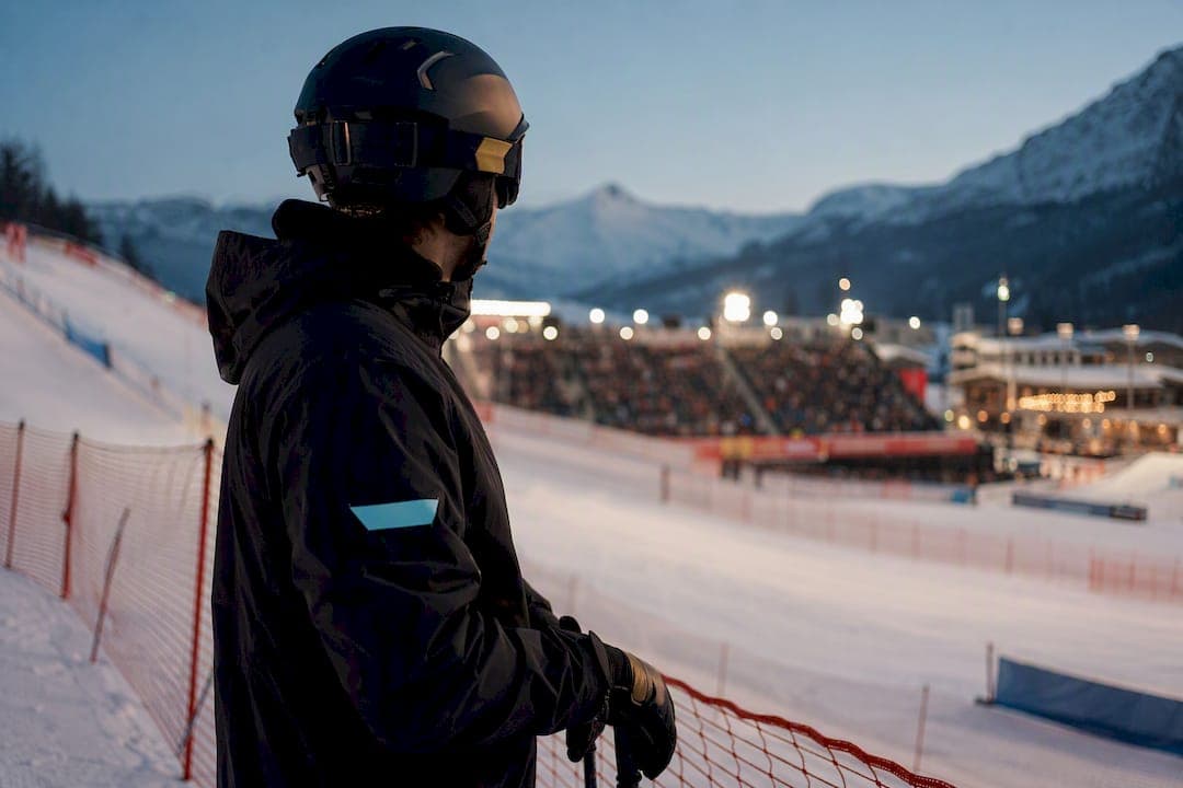 Skicross Sponsoring: Wie Unternehmen Sichtbarkeit und Wirkung erzielen